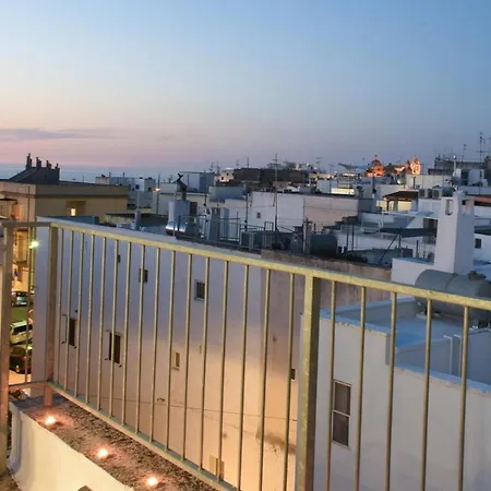 100 House - Indipendent House - New Restyling Holiday home