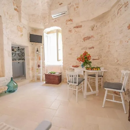 Holiday home 100 House - Indipendent House - New Restyling Ostuni